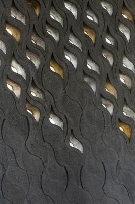 flammenförmige Kunststeinplatten