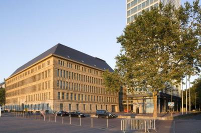 Verwaltungsgebäude und Mannesmann-Hochhaus Düsseldorf