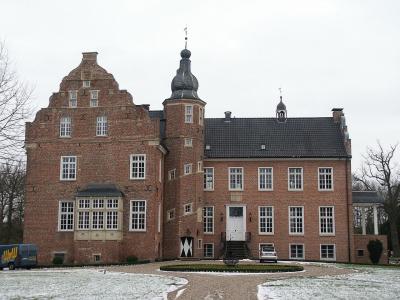 Schloss Rhede, frontale Fassadenansicht