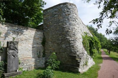 Burgmauern