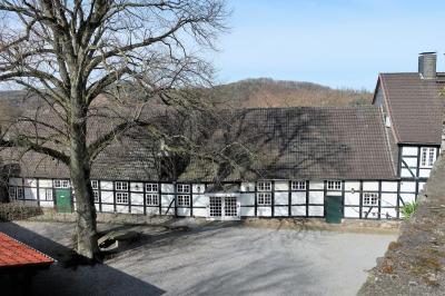 Blick auf den Lindenhof