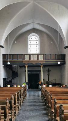 Innenraum St. Antonius, Blick zum Eingang nach Westen