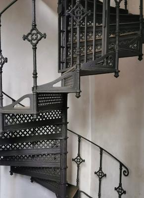 Gewendelte Stahltreppe