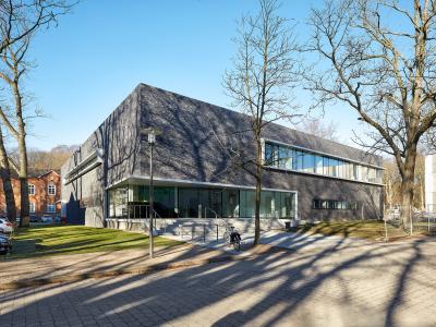 LWL Klinik Küchenhaus, Haupteingang und Adressbildung