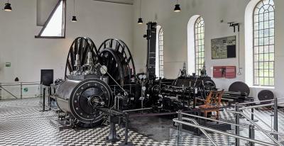 Ventilgesteuerte Dampfmaschine