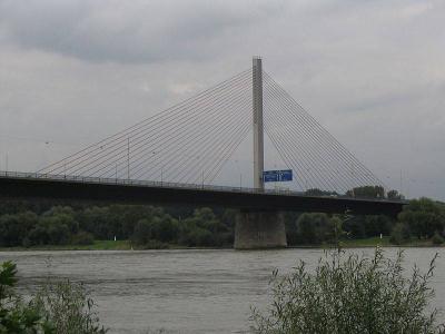 Östliche Tragkonstruktion