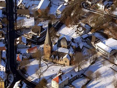 Luftbild St. Blasius Balve