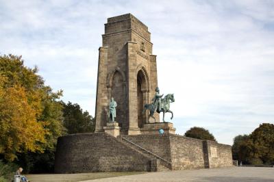 seitliche Ansicht des Kaiser Wilhelm Denkmals