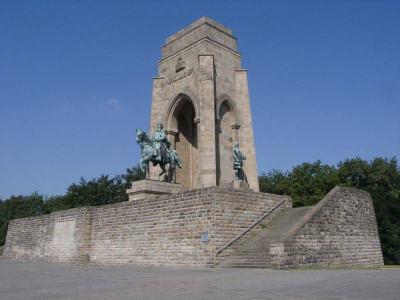 seitliche Ansicht des Kaiser Wilhelm Denkmals