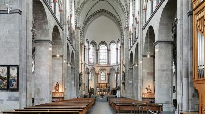 Inenenasicht Mittelschiff, blick nach Osten