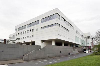 Rückansicht des Gebäudekomplexes