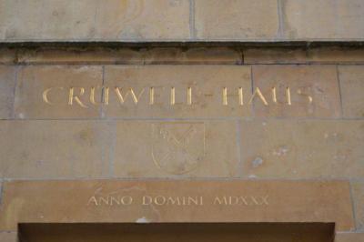 Inschrift auf der Fassade