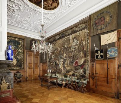 Drittes Königszimmer (Fahnensaal)