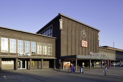 Hauptbahnhof Duisburg am Portsmouthplatz