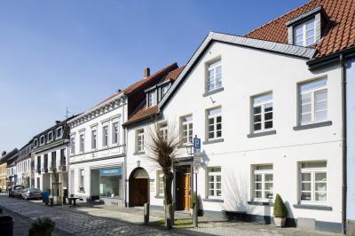 Gebäude auf der Rheinbabenstraße