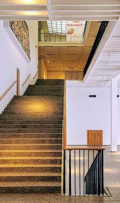 Museum für Angewandte Kunst, Treppenaufgang aus der Halle