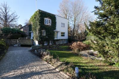 Soest, Dasselwall 37, Zufahrt mit Hausansicht