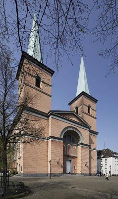 Fassade St. Laurentius Wuppertal