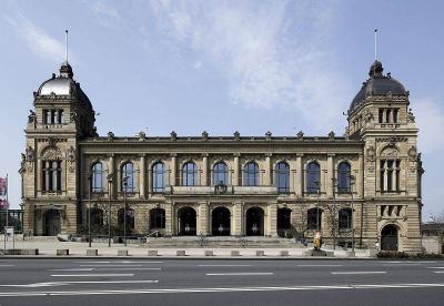 Südfassade Bahnhofstraße, Stadthalle Wuppertal