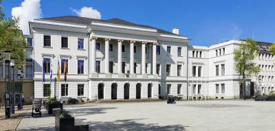 Rathaus Krefeld, Ostansicht