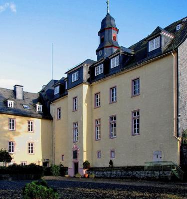 Mittelbau im Stil der Renaissance