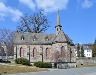 St. Maria Magdalena, ehemalige Schlosskapelle, Südansicht