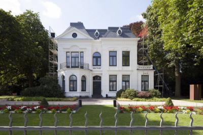 Frontalansicht Villa van Delden 