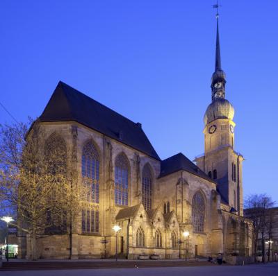 St. Reinoldi Dortmund erleuchtet