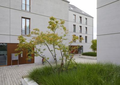 Innenhof als halböffentliche Platzanlage