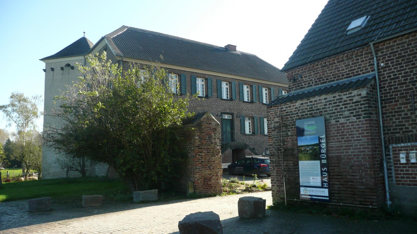Haus Bürgel, Zugang