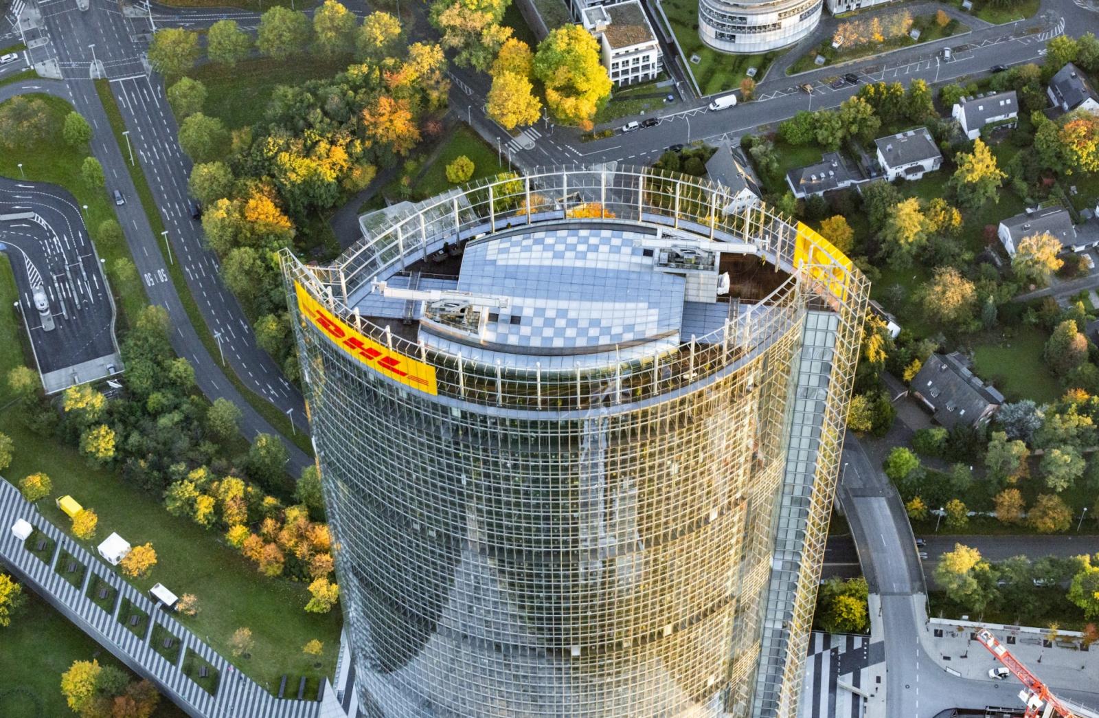 Turmabschluss Post Tower