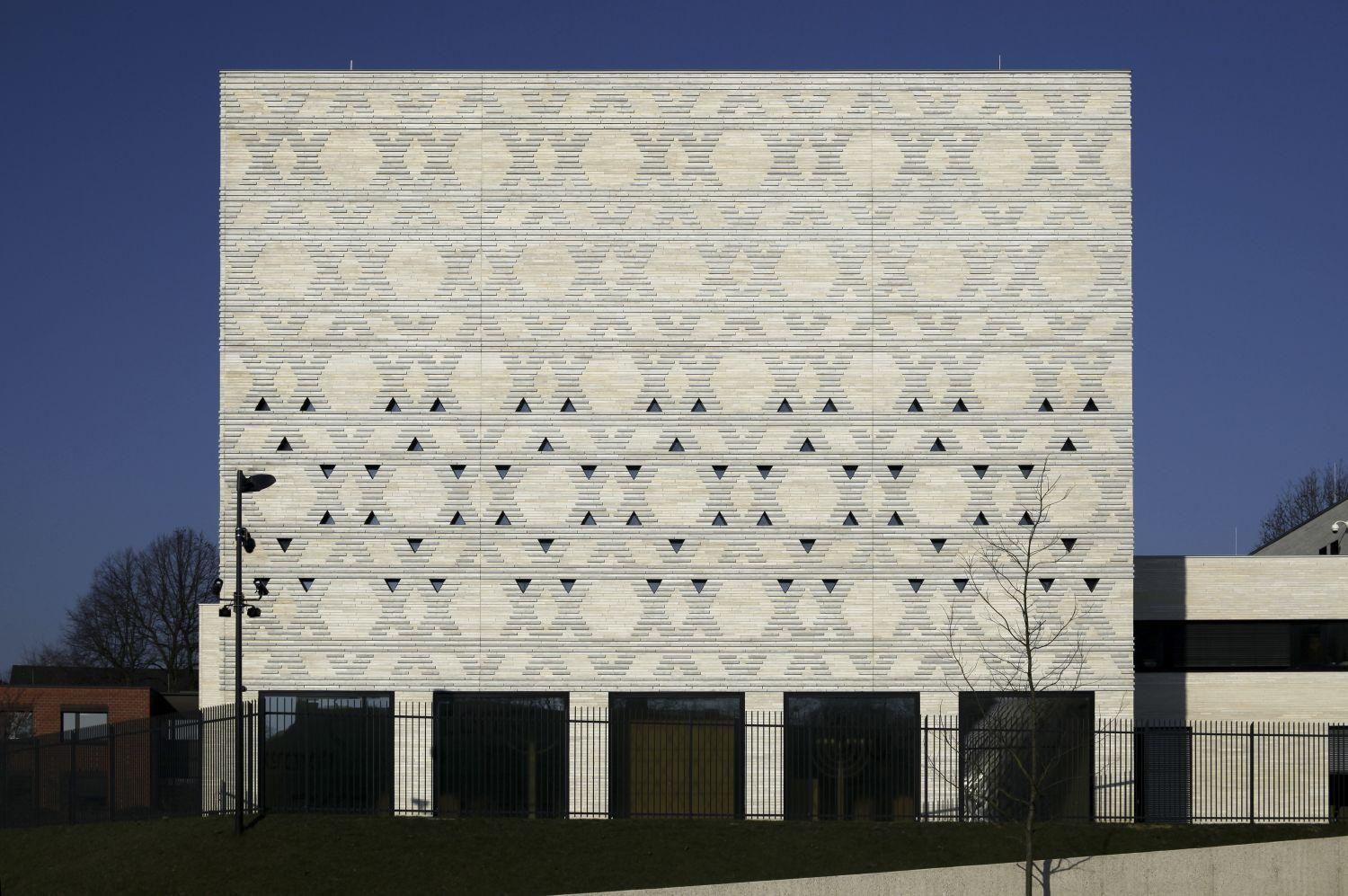 Fassade aus israelischem Naturstein