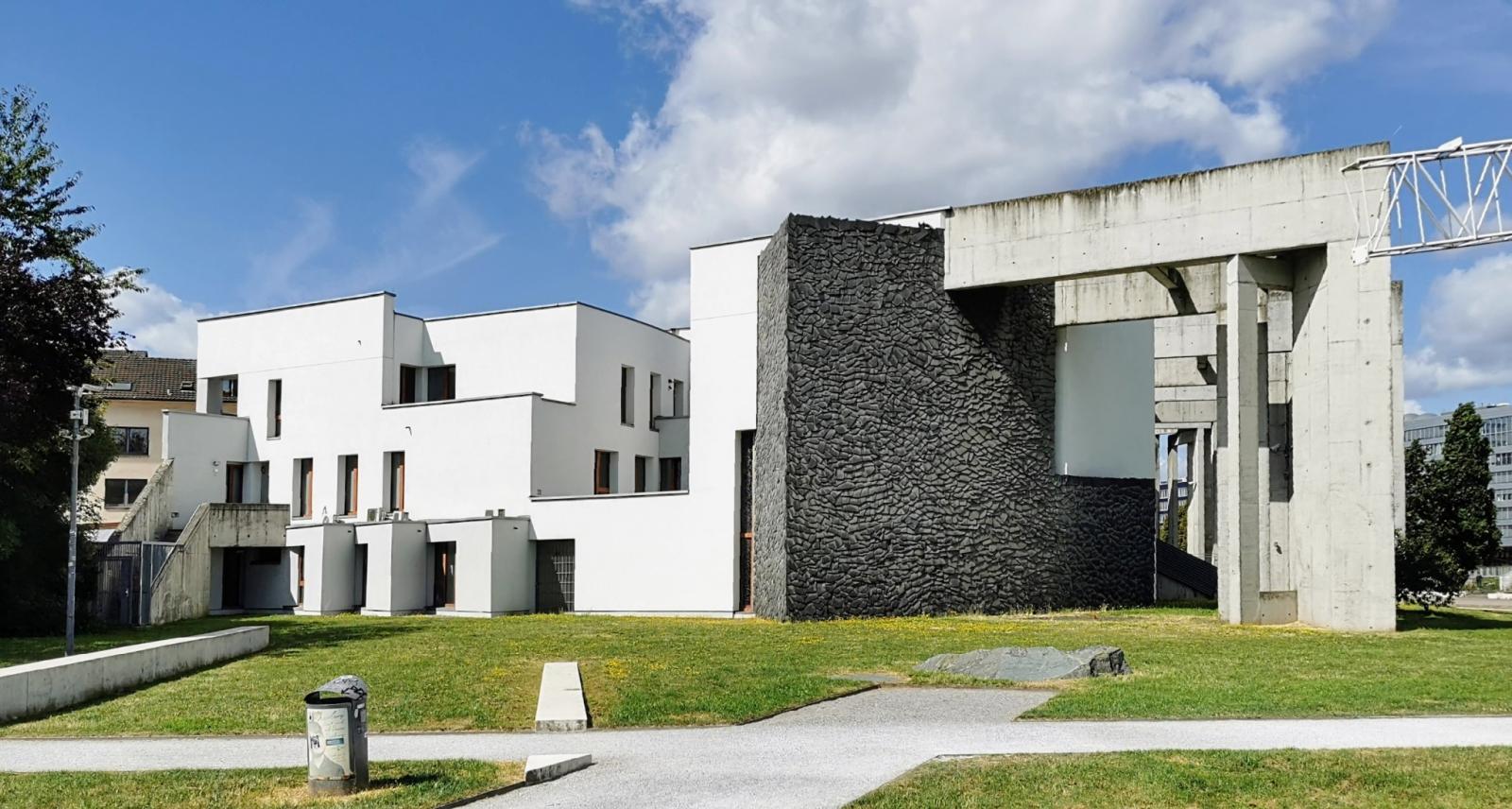 Jüdisches Gemeindezentrum & Synagoge Duisburg, Ostansicht