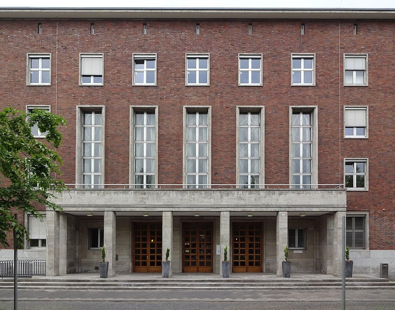Portal am Jürgensplatz 1