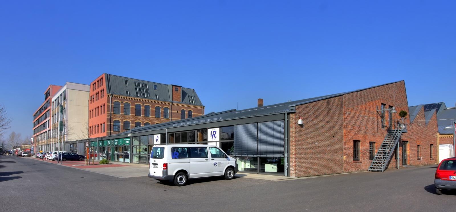 Vulkan-Werke, Leuchtenbauhalle und Produktionshallen