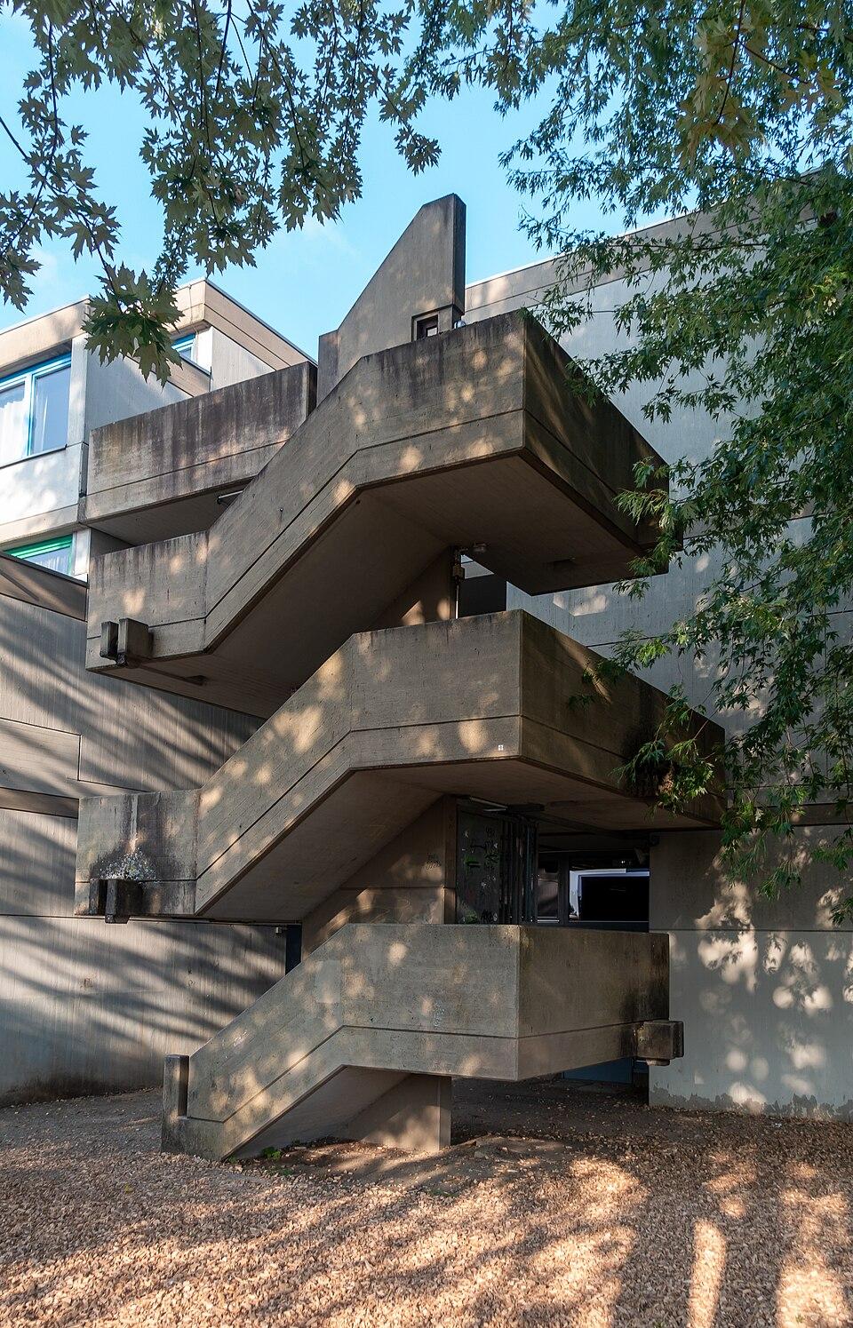 Realschule Lemgo, Sichtbetontreppe