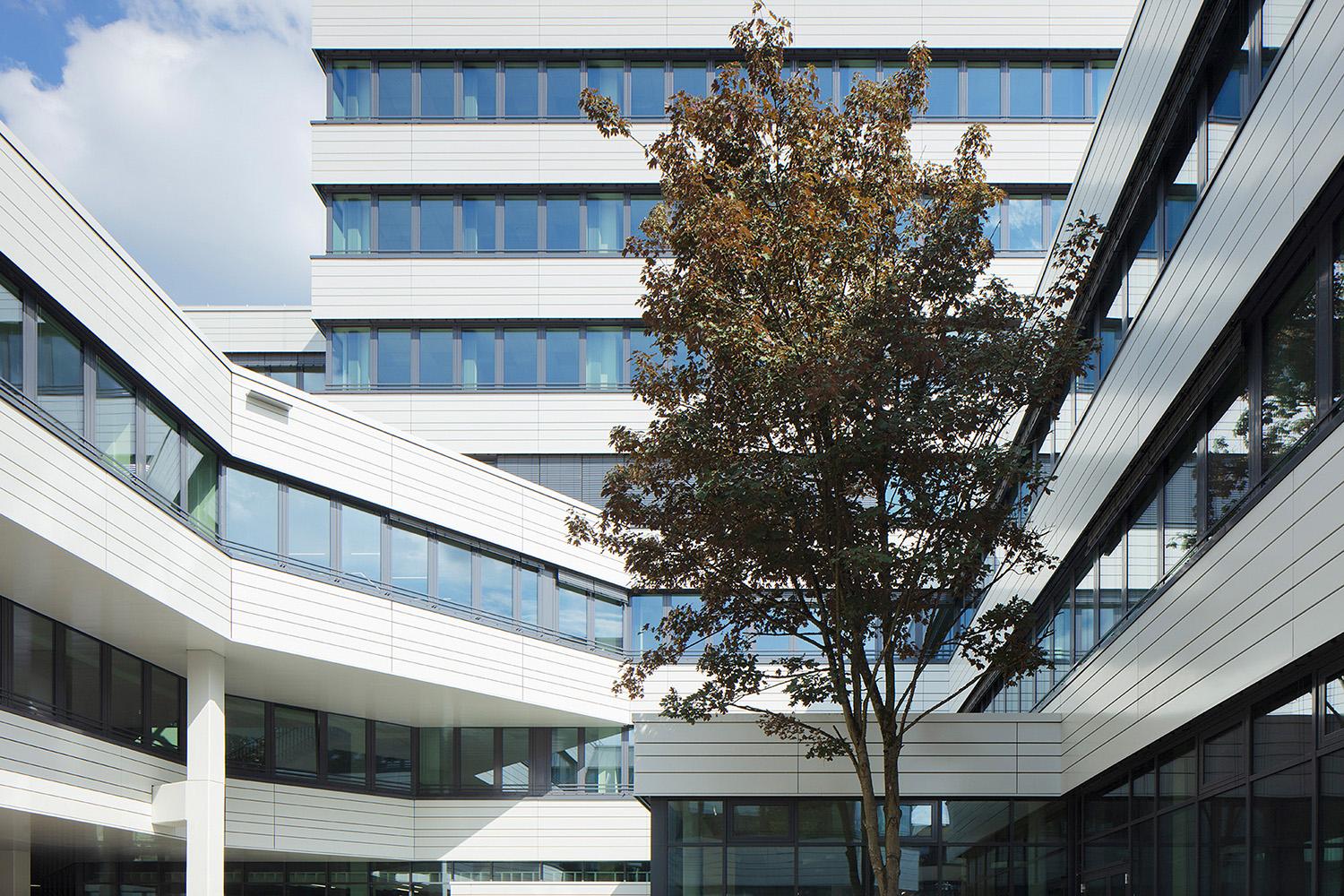 Universität Siegen - Campus Adolf-Reichwein-Straße