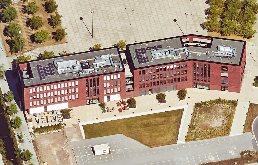 Büroensemble PhoenixWERK von Süden