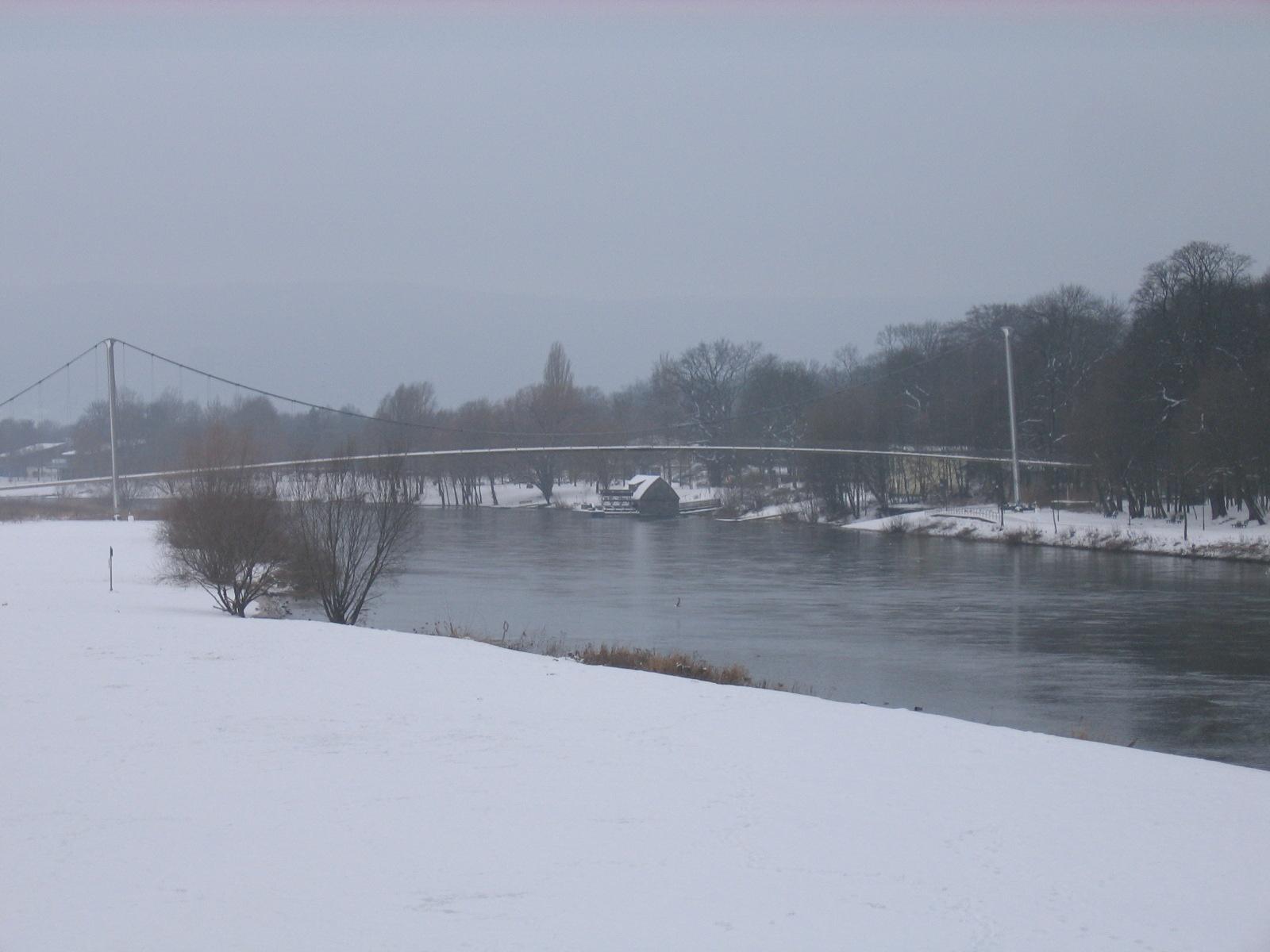 Glacisbrücke im Winter