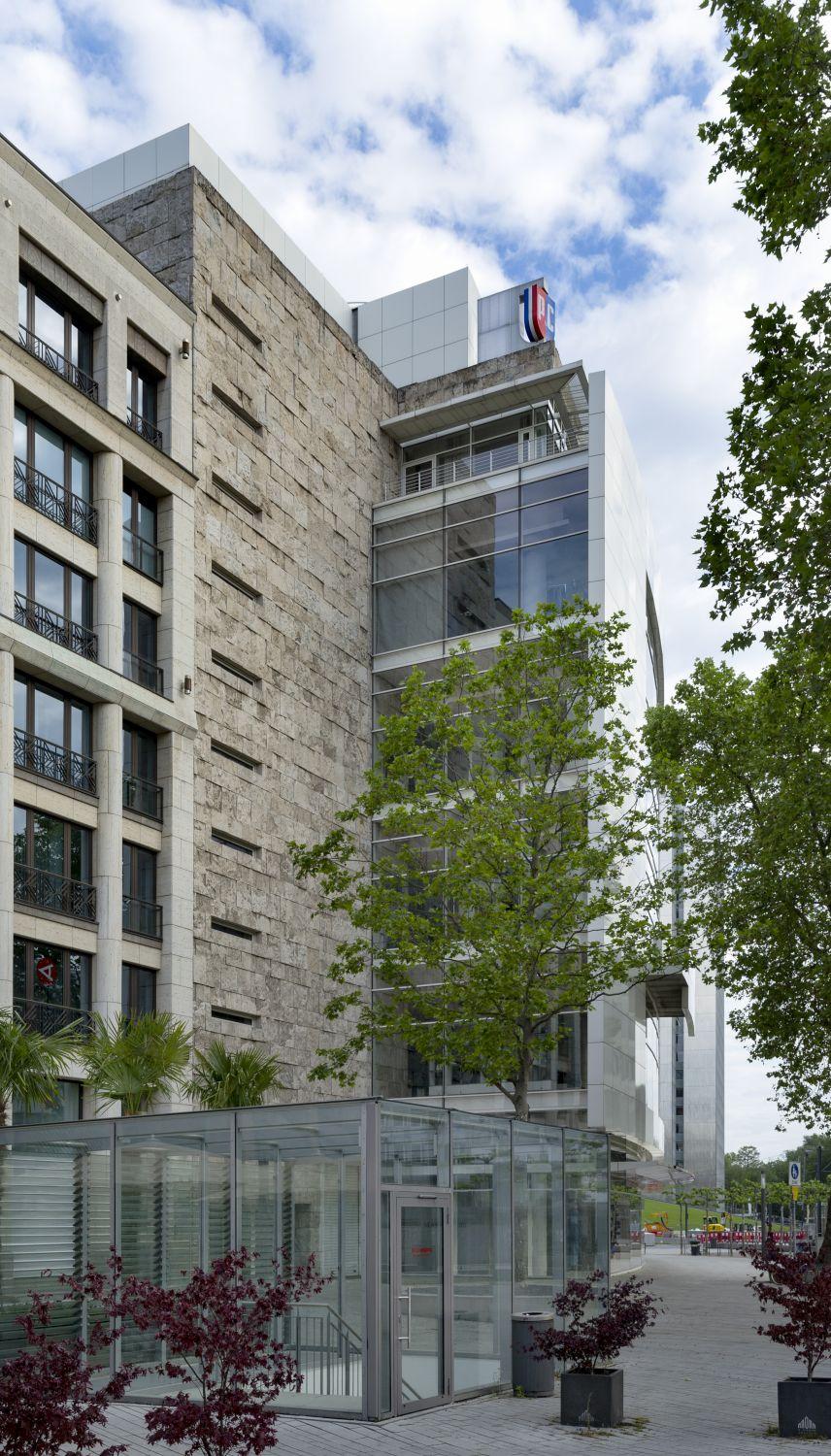 Seitenansicht Peek & Cloppenburg Düsseldorf