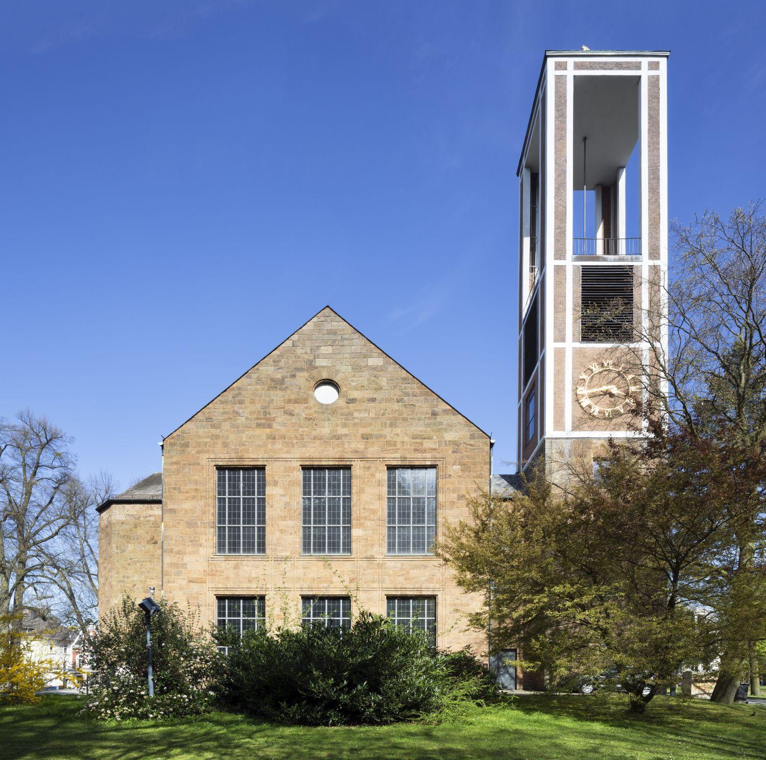 Westansicht Auferstehungskirche Bad Oeynhausen
