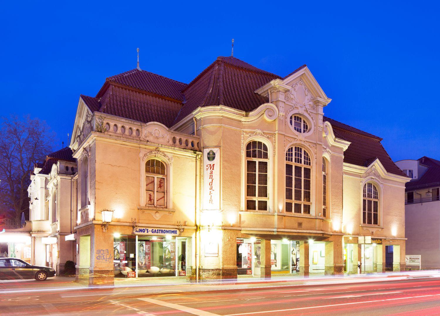Gesellschaftshaus Weserklause, abends