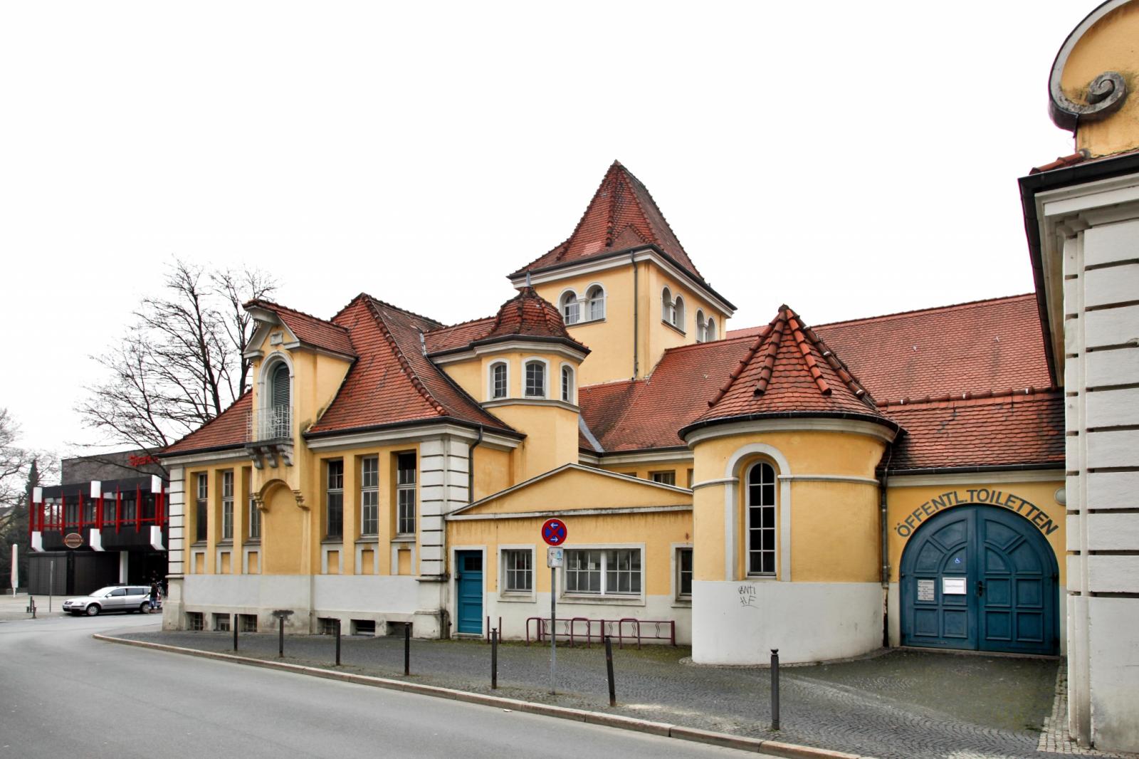 Rückansicht Markthalle