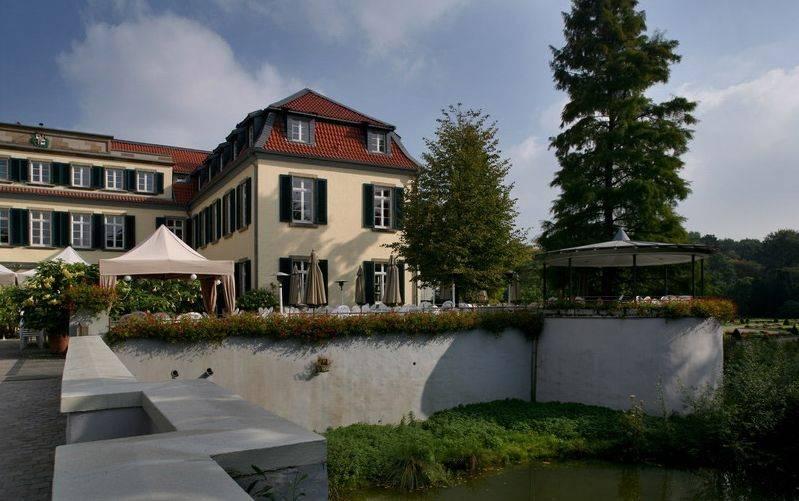 Schloss mit Terasse
