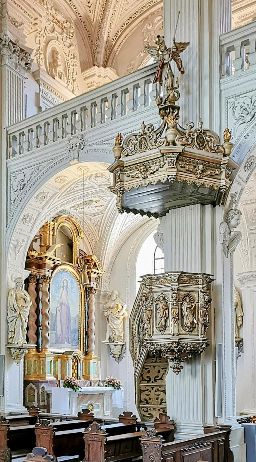 Kanzel in St. Andreas Düsseldorf