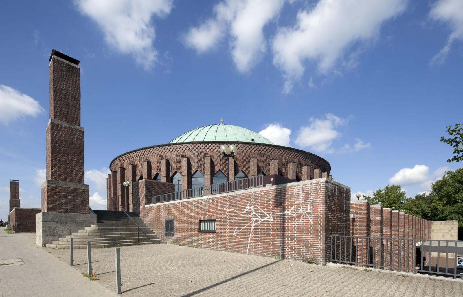 Tonhalle Düsseldorf Südansicht von der Hofgartenrampe aus gesehen