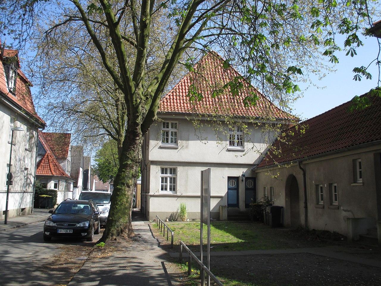 Knappenweg 1