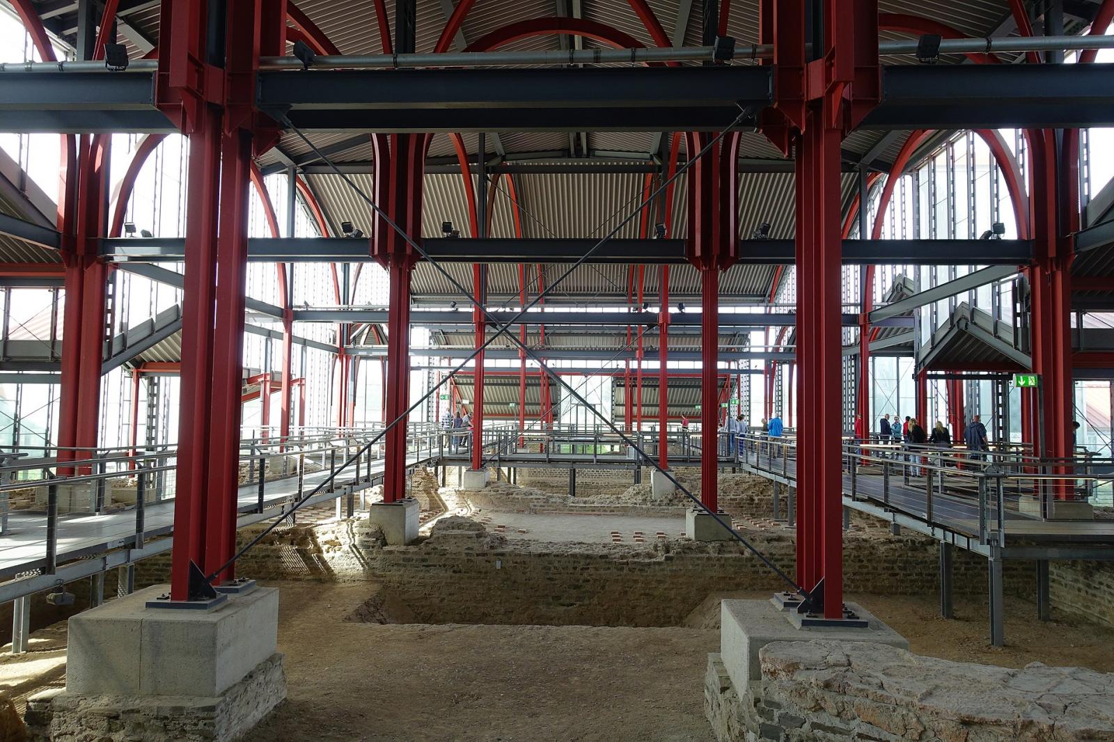 Innenansicht Thermenschutzbau