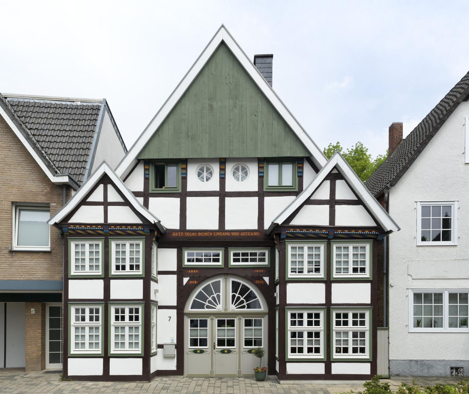 Wohngebäude Emsstraße