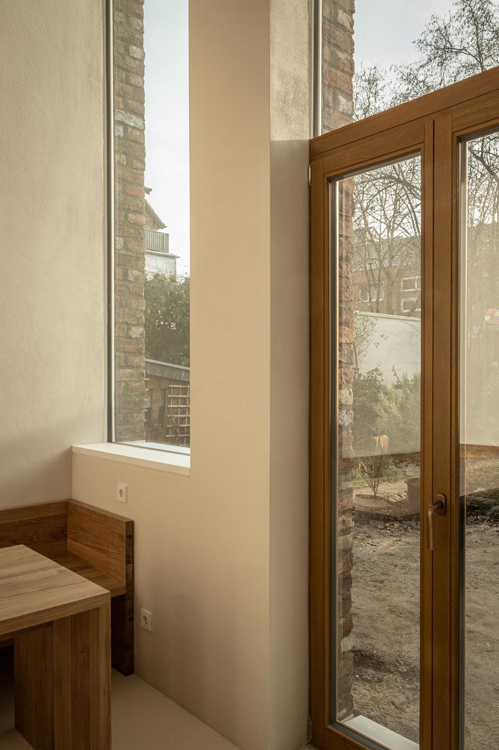 Detailansicht Tür- und Fensteröffnung